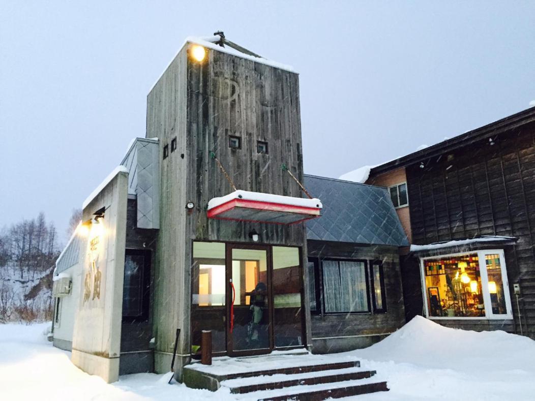 Niseko Hirafu Tsukushi Hostel Bagian luar foto